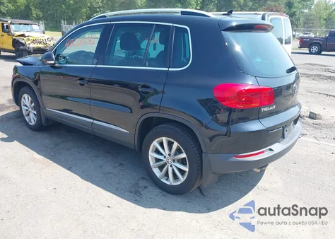 2017 Volkswagen Tiguan 2.0T Wolfsburg Edition z USA, uszkodzony, nr VIN WVGSV7AX1HW505449
